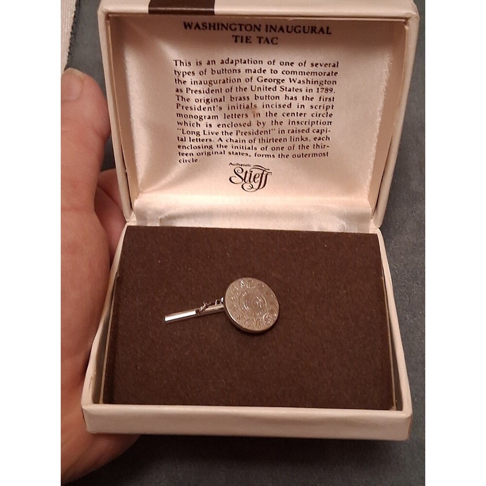 Smithsonian Washington Inaugural Tie Tac in Box George Washington 1789